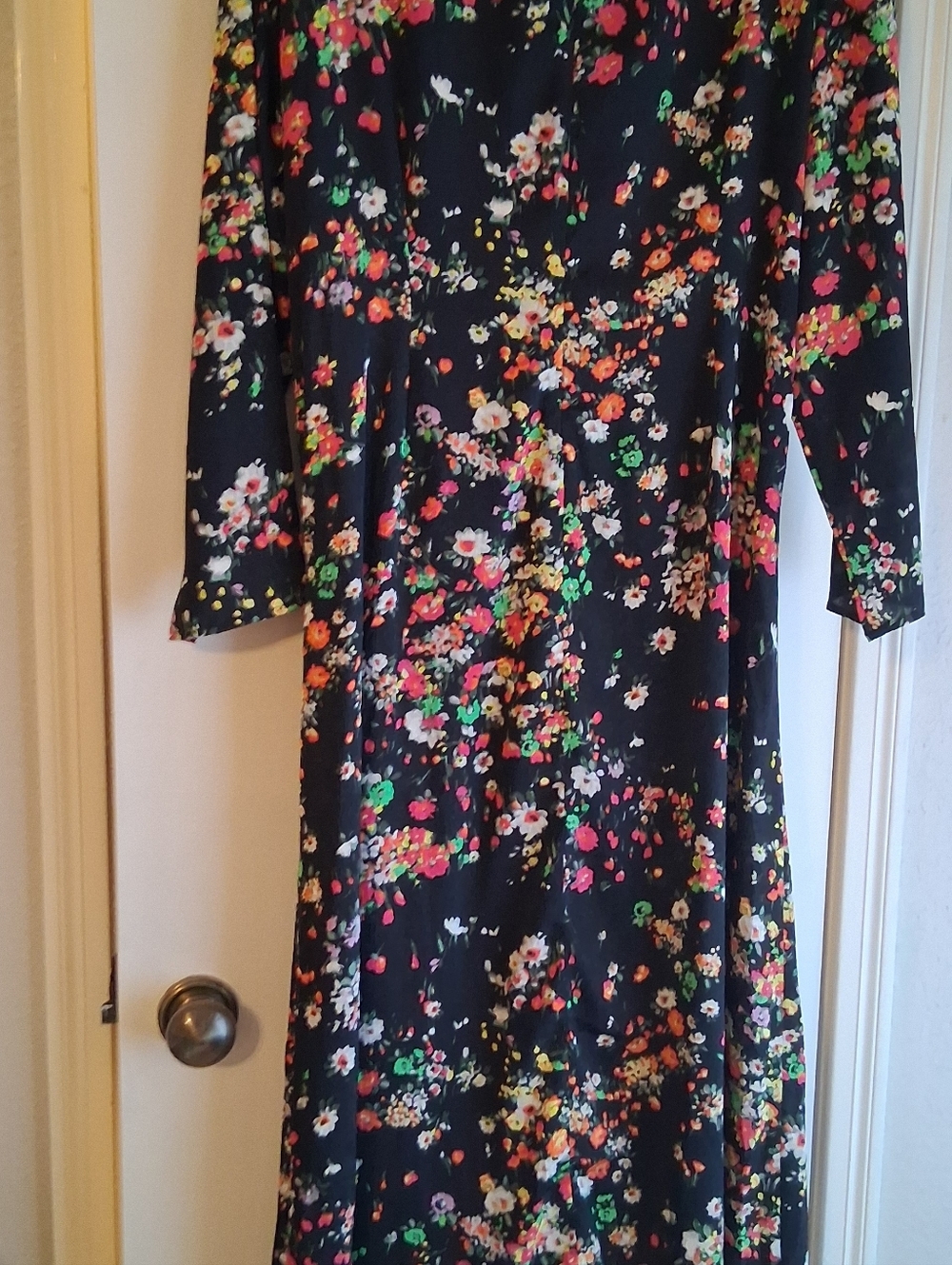 H&M Black Floral Long Sleeve Midi Dress